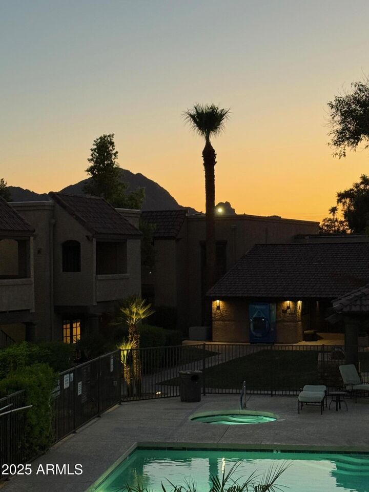 Property Photo: 5995 N 78th Street 2030 AZ 85250