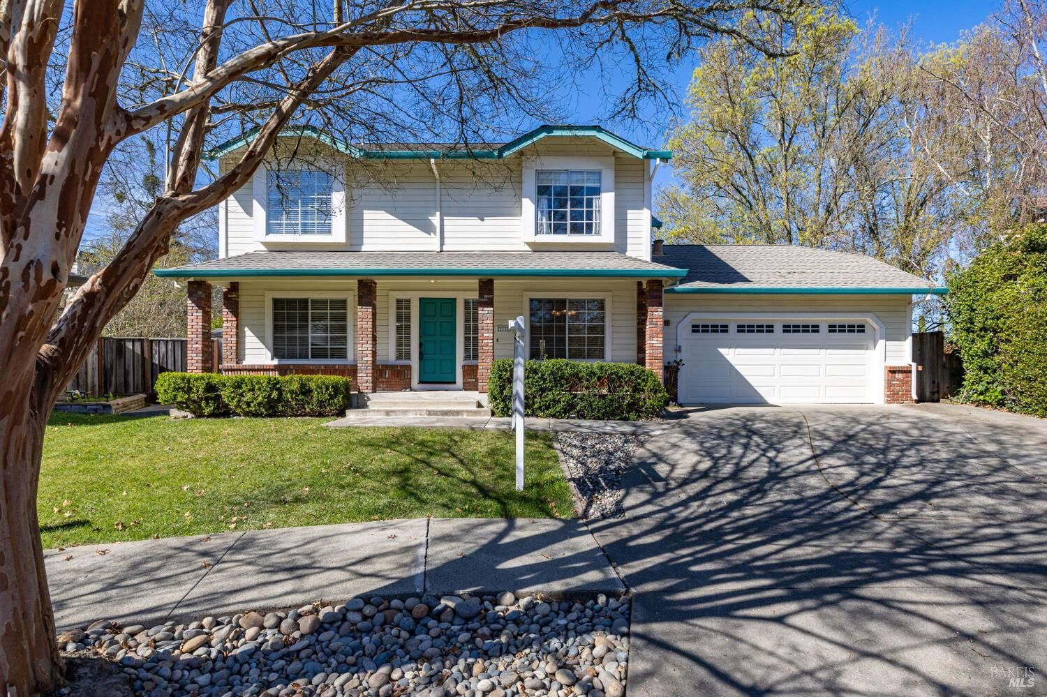 Property Photo: 2155 Hastings Court CA 95405