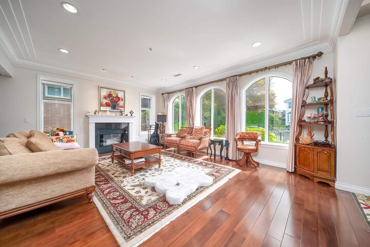 Property Photo:  2407 W 18th Avenue  BC V6L 1A9 