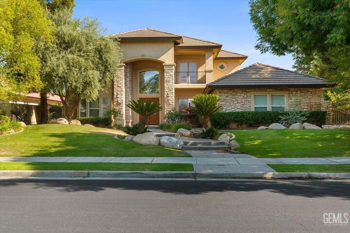 Property Photo: 11811 Harrington Street CA 93311