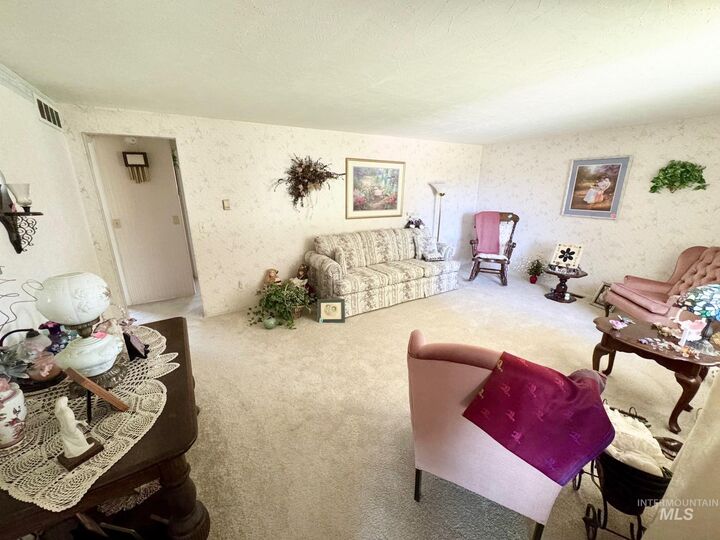 Property Photo: 1509 G St ID 83350
