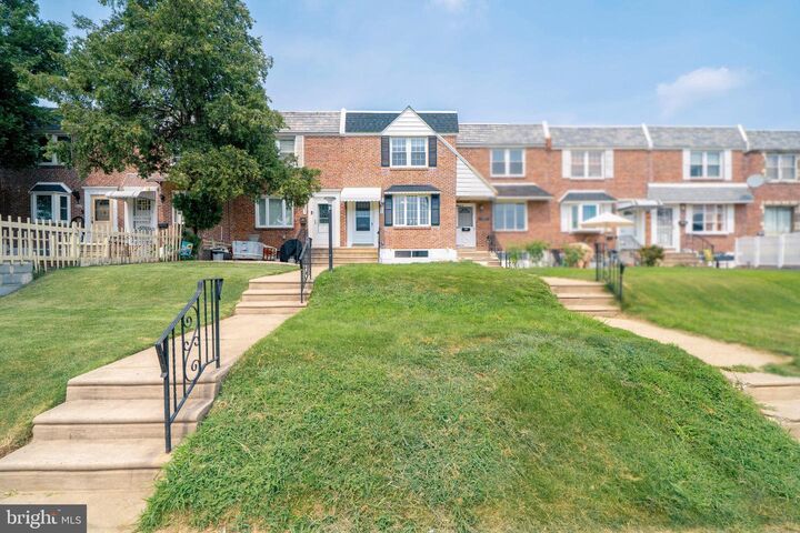 Property Photo: 2833 Knorr Street PA 19149