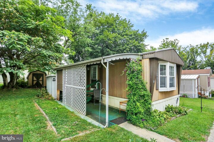Property Photo:  34 Garden Parkway  PA 17013 