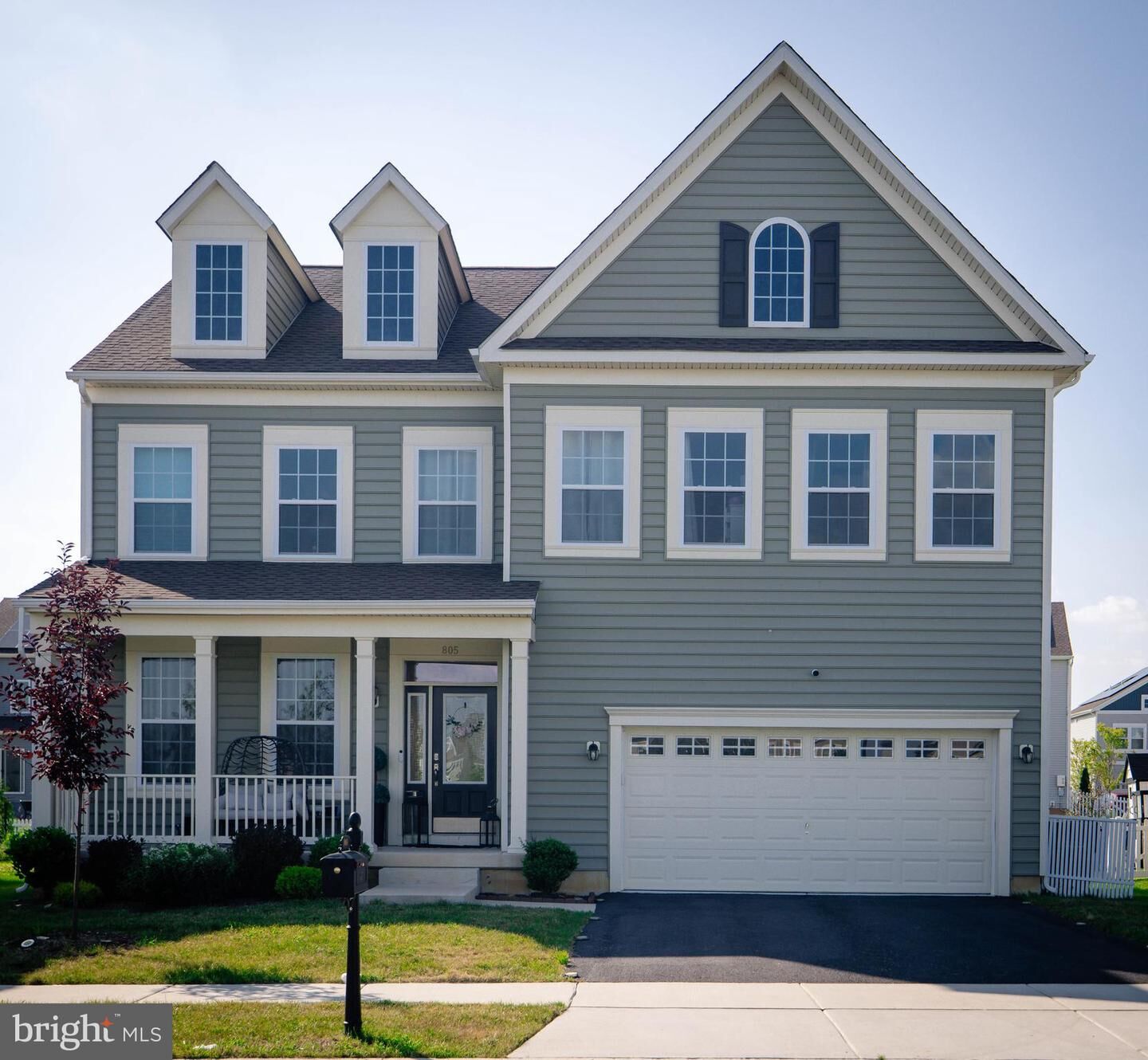Property Photo: 805 Hugo Drive DE 19709