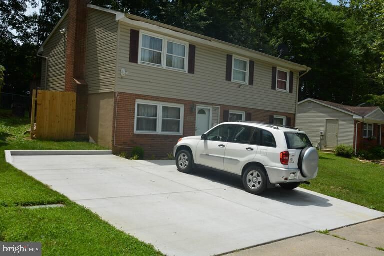 Property Photo:  4201 Hoffman Drive  VA 22193 