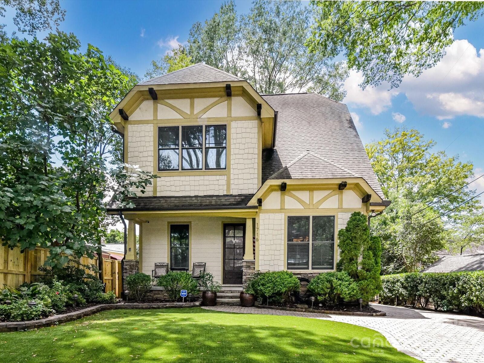 Property Photo: 1716 Bay Street NC 28204