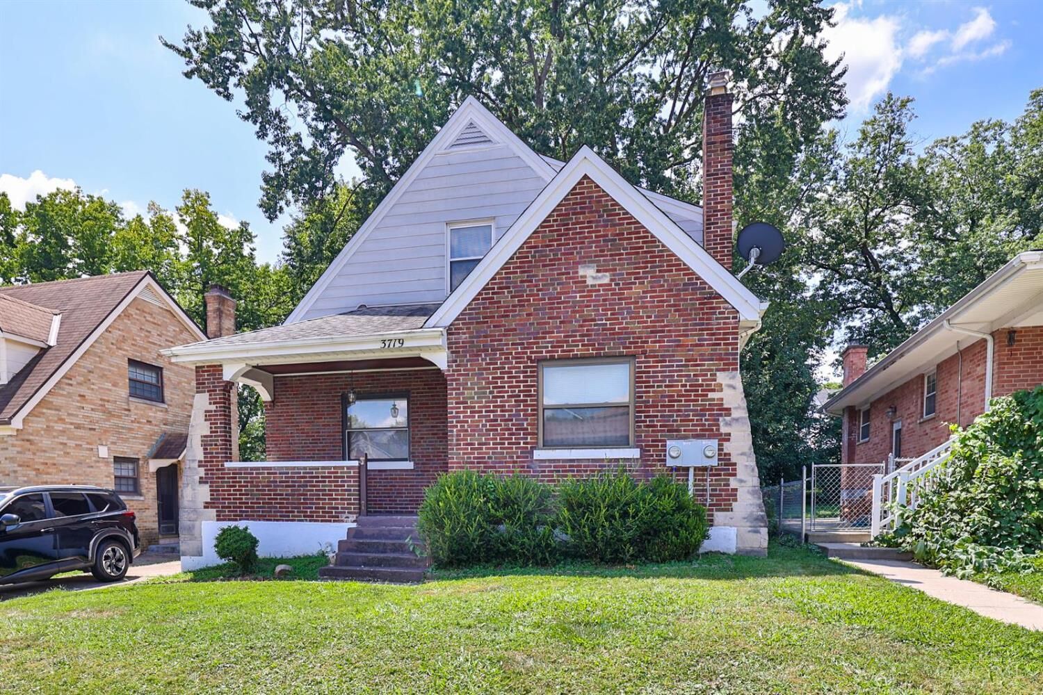 Property Photo: 3719 Wilmar Drive OH 45211