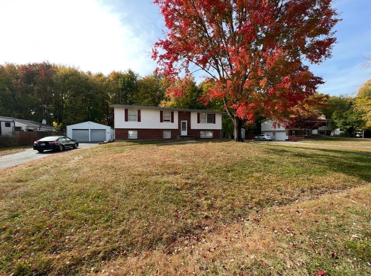 Property Photo:  1371 Finch Lane  OH 45150 