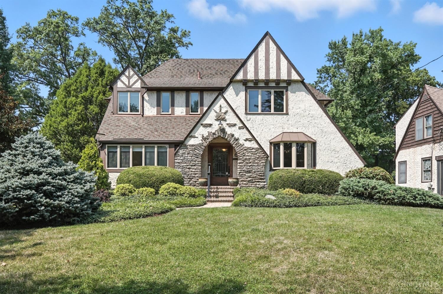 Property Photo:  1302 Avon Drive  OH 45229 
