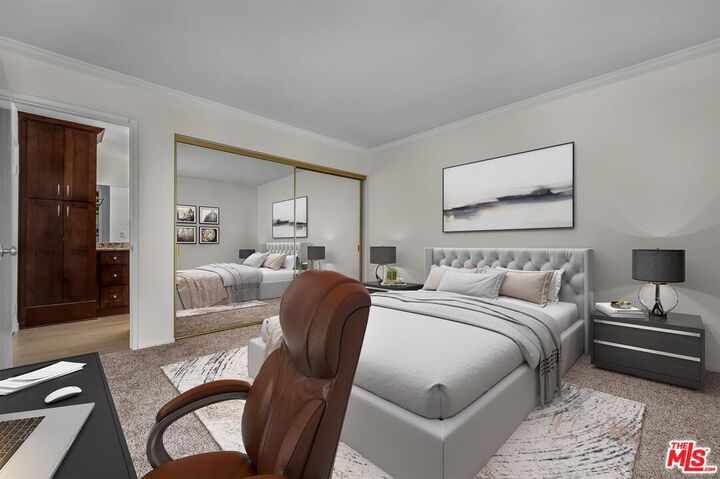 Property Photo: 7740 Redlands St CA 90293