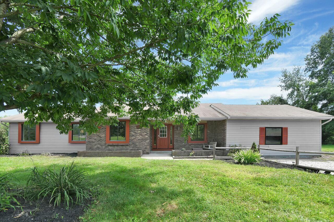 Property Photo:  7341 Columbus SW Road  OH 43062 
