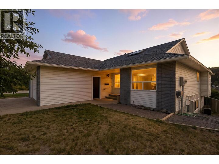 1379 Sunshine Court  Kamloops BC V2E 2P9 photo