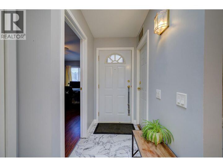 Property Photo: 1285 14th Street 29 BC V2B 8K9