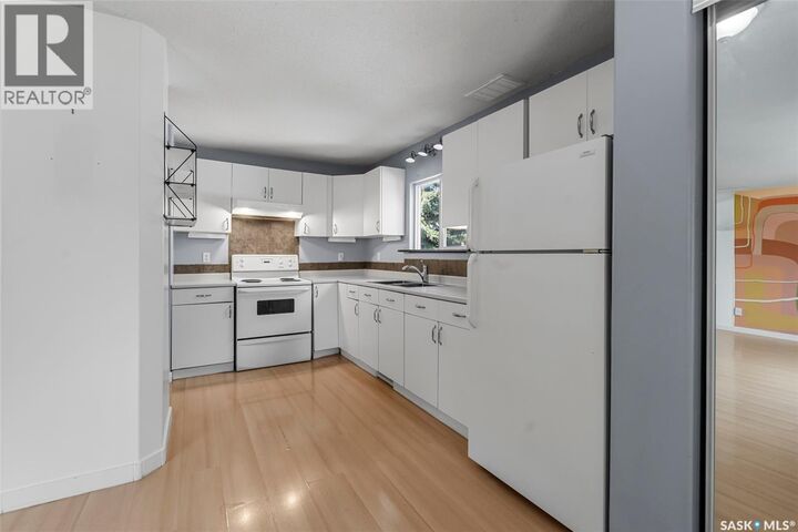 Property Photo: 603 K Avenue S SK S7M 2E4