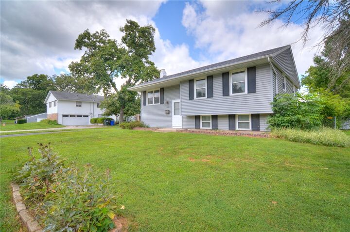 Property Photo:  3048 E Orchard Drive  IL 62521 