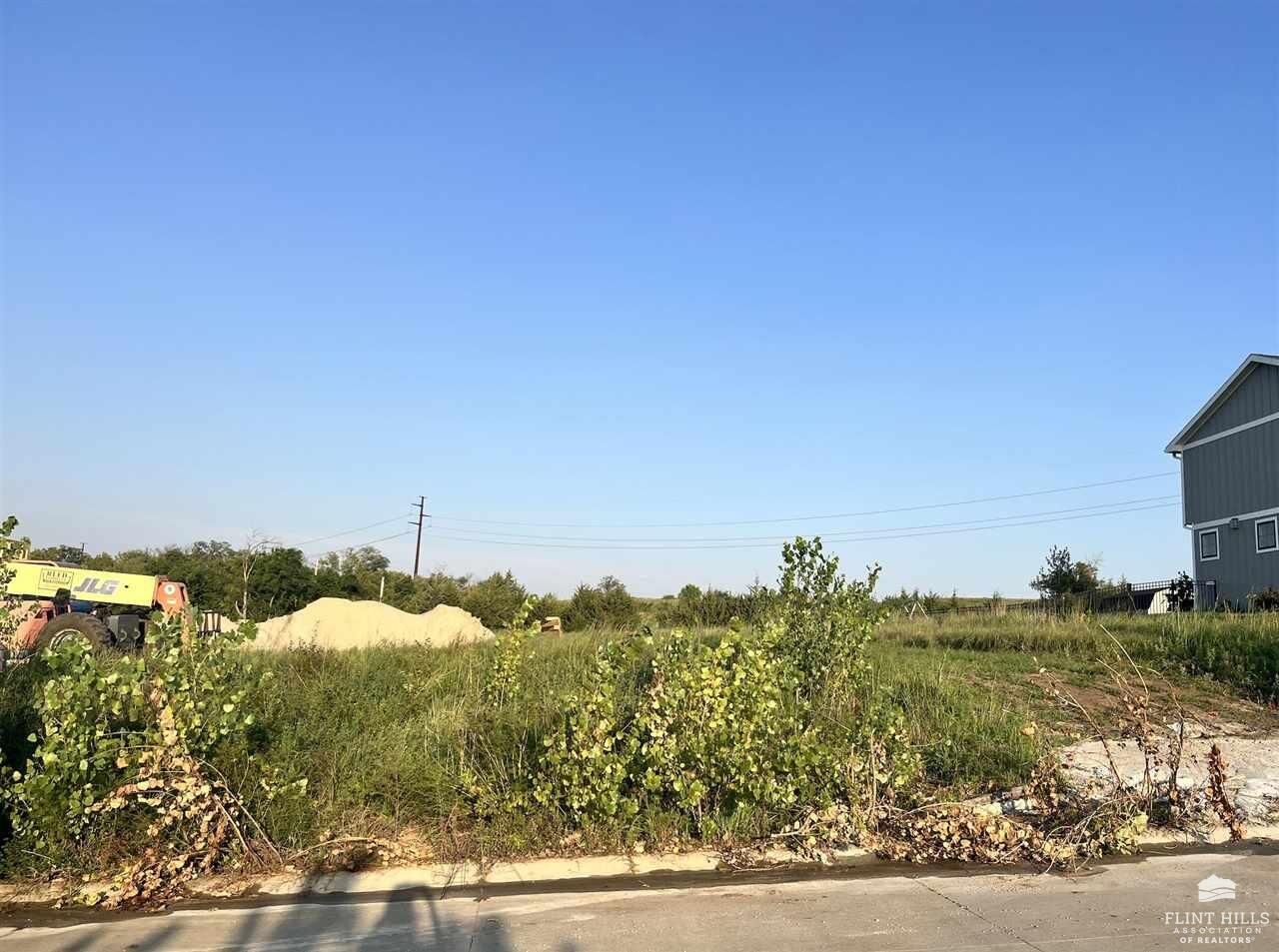 Property Photo:  4864 High Prairie Drive  KS 66502 