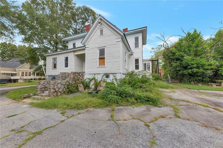 Property Photo:  2119 Emory Street  GA 30014 