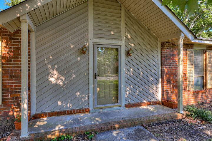 Property Photo:  705 Cottonwood Court  GA 30813 