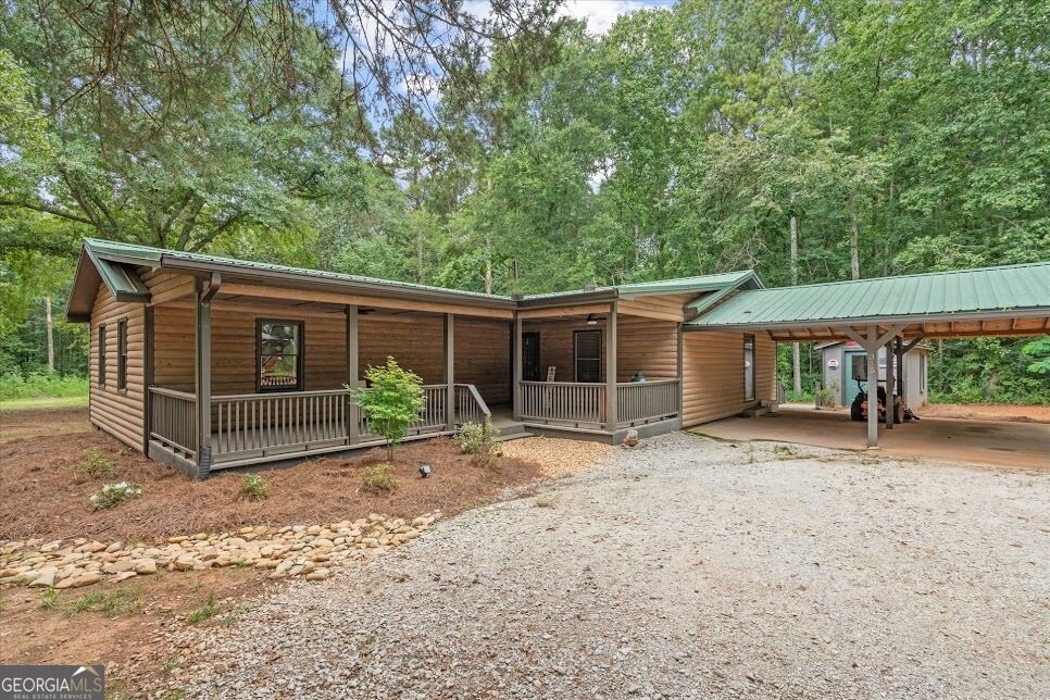 Property Photo: 315 Laurel Road GA 30117