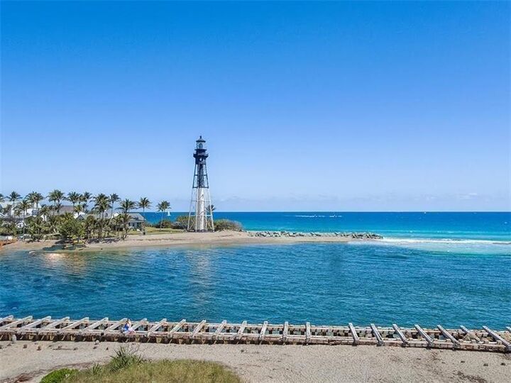 Property Photo: 3407 Dover Road FL 33062