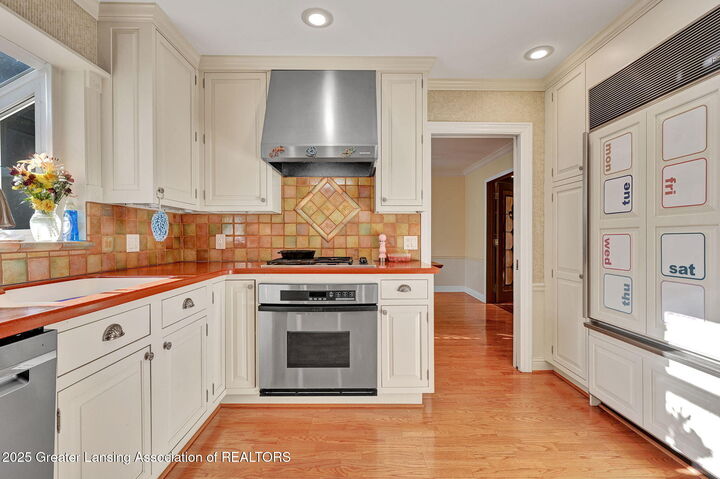 Property Photo:  4767 Mohican Lane  MI 48864 