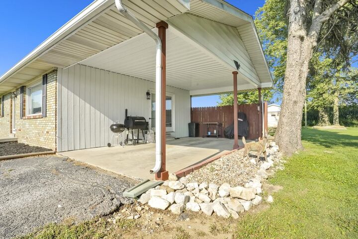 Property Photo: 2350 N Old US Hwy 41 IN 47670
