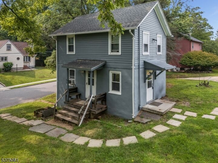 22 Allen St  Flemington Boro NJ 08822 photo