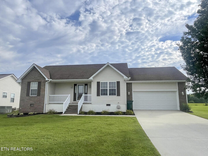 Property Photo:  299 Jesse Loop  TN 38555 