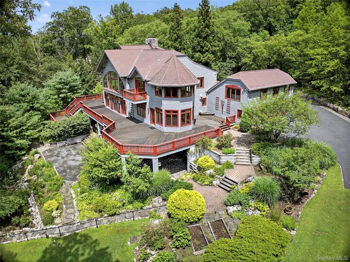 Property Photo:  6 Old   Cranberry Road  NY 10974 