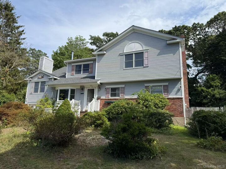 216 Glenwood Lane  Port Jefferson NY 11777 photo