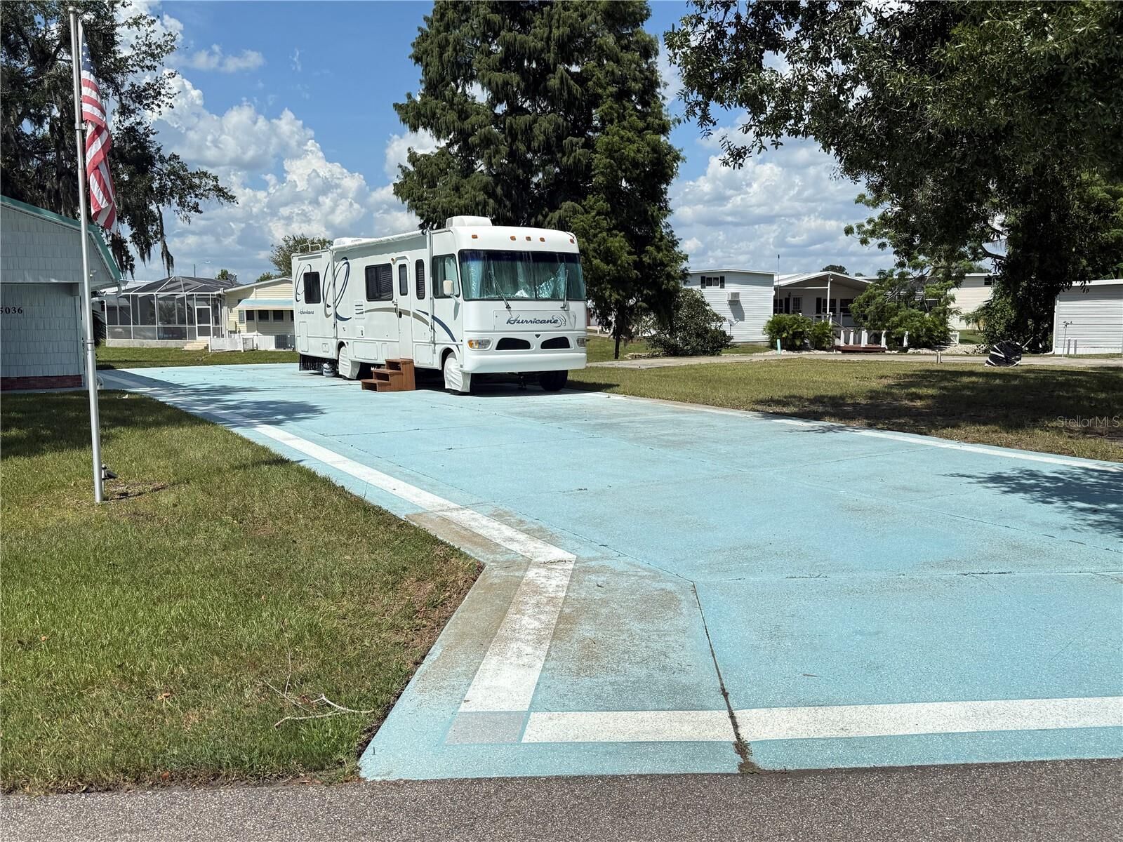 Property Photo:  5036 Shore Line Drive  FL 33868 