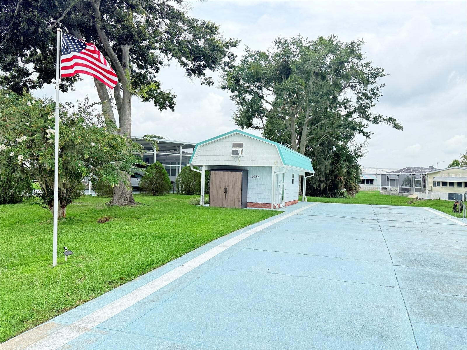 Property Photo: 5036 Shore Line Drive FL 33868