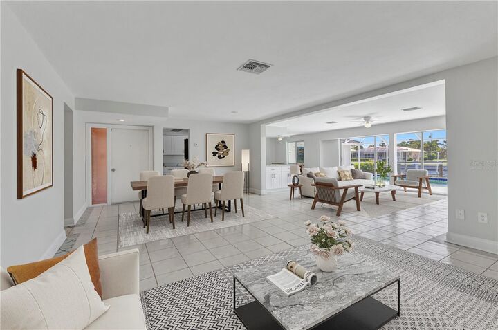 Property Photo:  1615 Via Bianca  FL 33950 