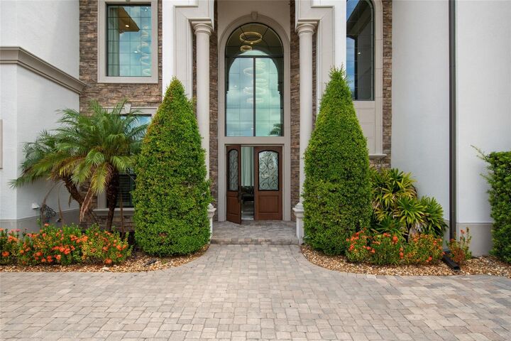 Property Photo: 4077 Isabella Circle FL 34786