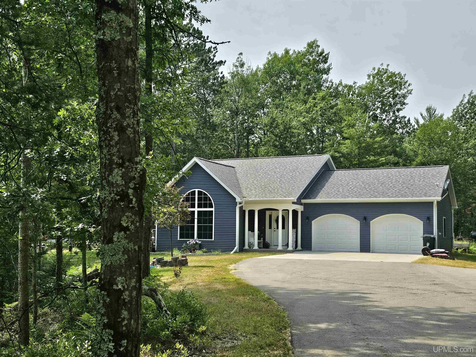 Property Photo:  9157 Co 513 T Road  MI 49878 