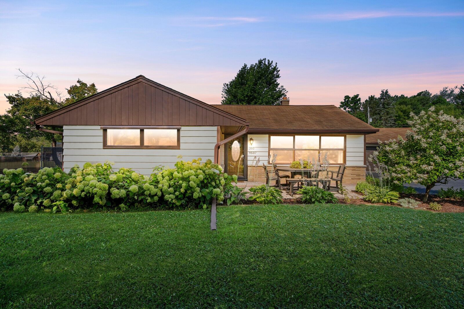 Property Photo: W202n9537 Club Cir WI 53051