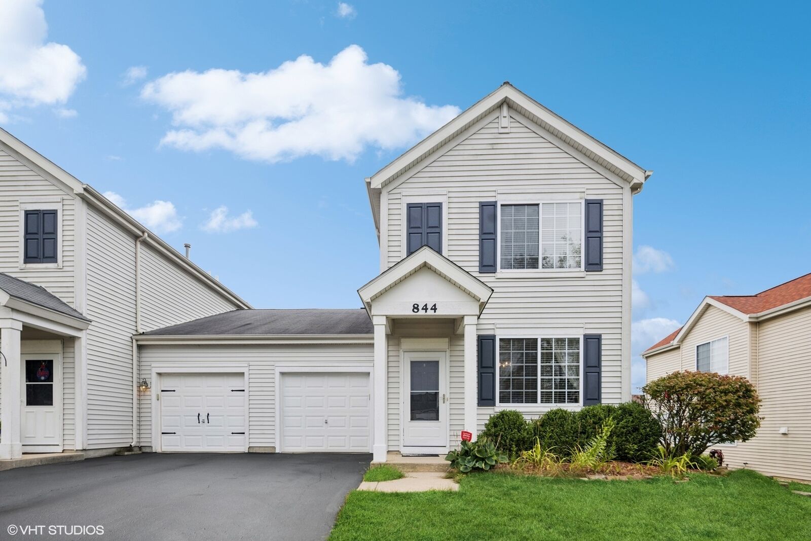 Property Photo:  844 Daniel Drive  IL 60447 