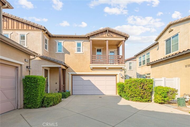 Property Photo: 31808 Green Oak Way CA 92592