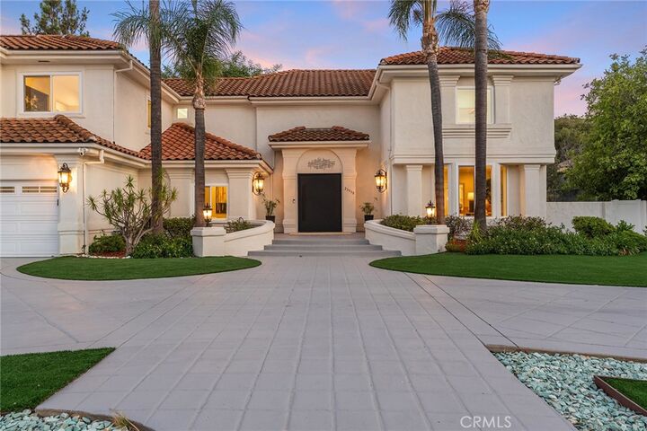 Property Photo:  23938 Aspen Way  CA 91302 