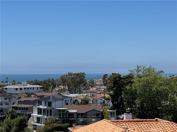 Property Photo:  424 Mendoza Terrace  CA 92625 