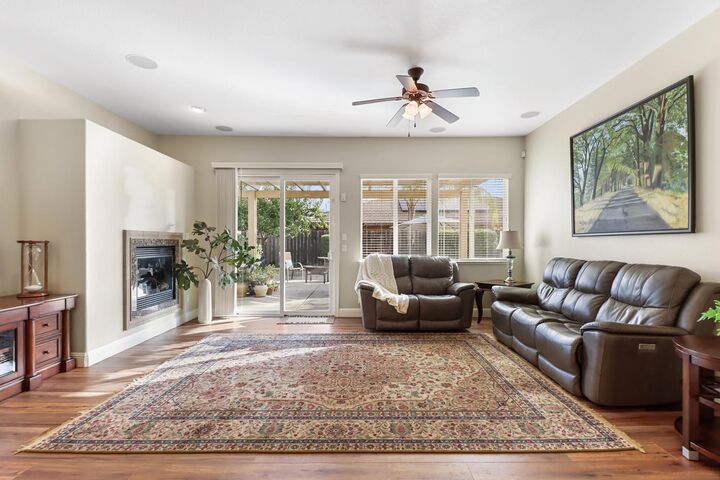 Property Photo: 733 Killebrew Way CA 95632