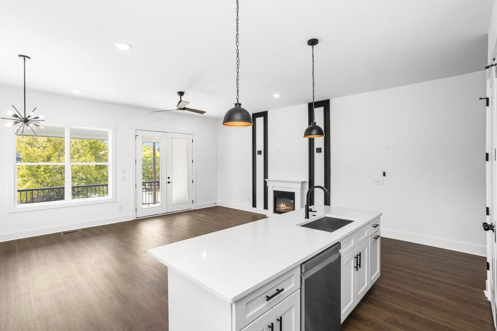 Property Photo:  2213 18th Ave N  TN 37208 