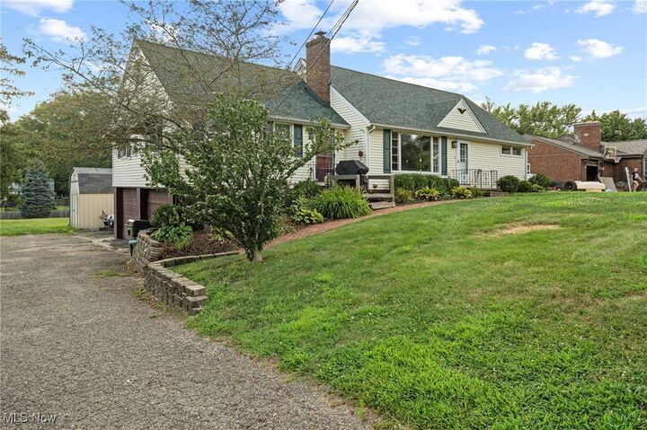 Property Photo:  805 Woodlawn Avenue NW  OH 44708 