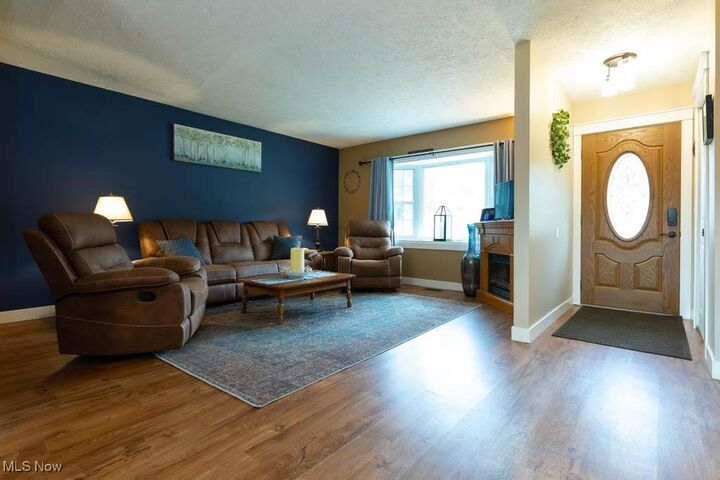 Property Photo:  6312 Dunbar Drive  OH 44060 