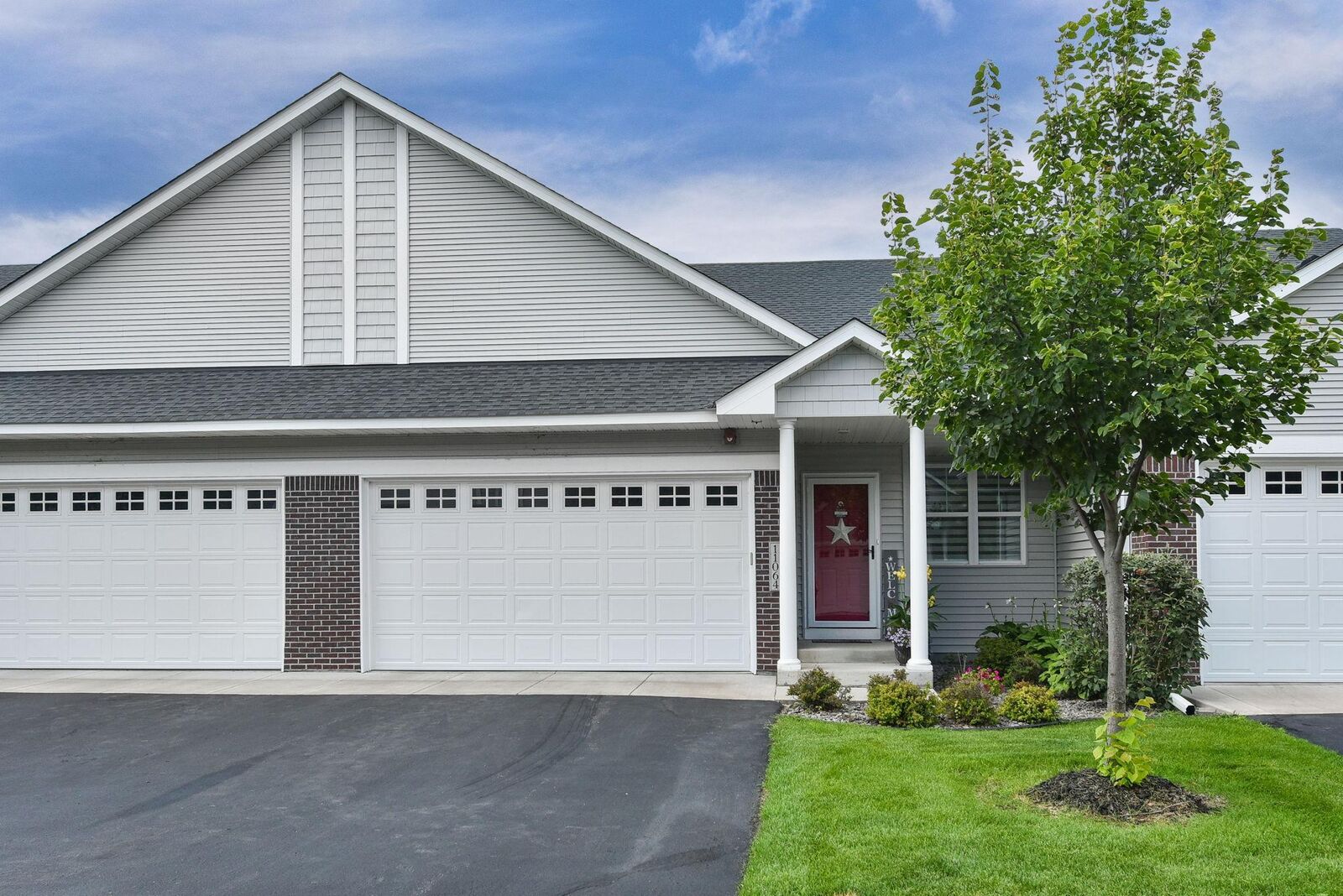 Property Photo:  11064 16th Street NE  MN 55376 