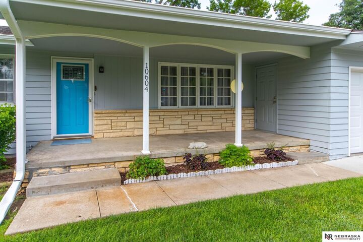 Property Photo:  10604 Yort Circle  NE 68134 