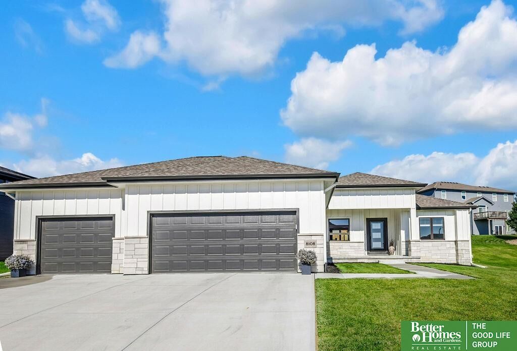 Property Photo:  8108 S 184 Terrace  NE 68136 