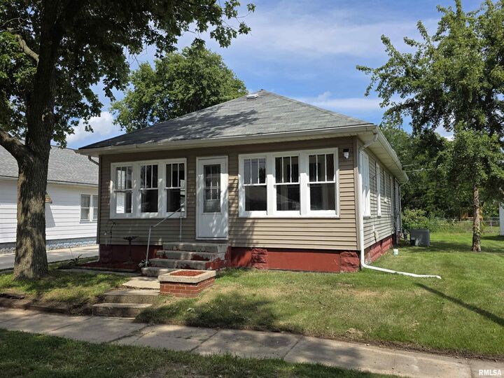 306 Ripper Street  South Pekin IL 61554 photo