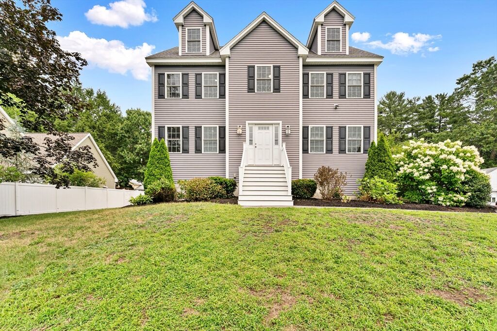 Property Photo:  3 Laurence St  MA 01876 