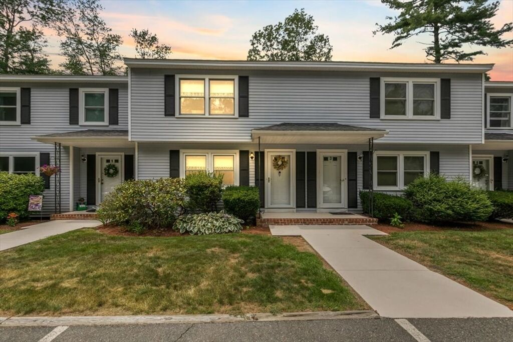Property Photo:  3 West Pine 2  NH 03865 